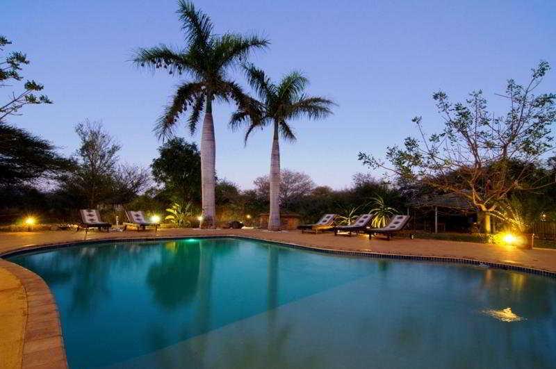 Kubu Safari Lodge Hoedspruit Exteriör bild
